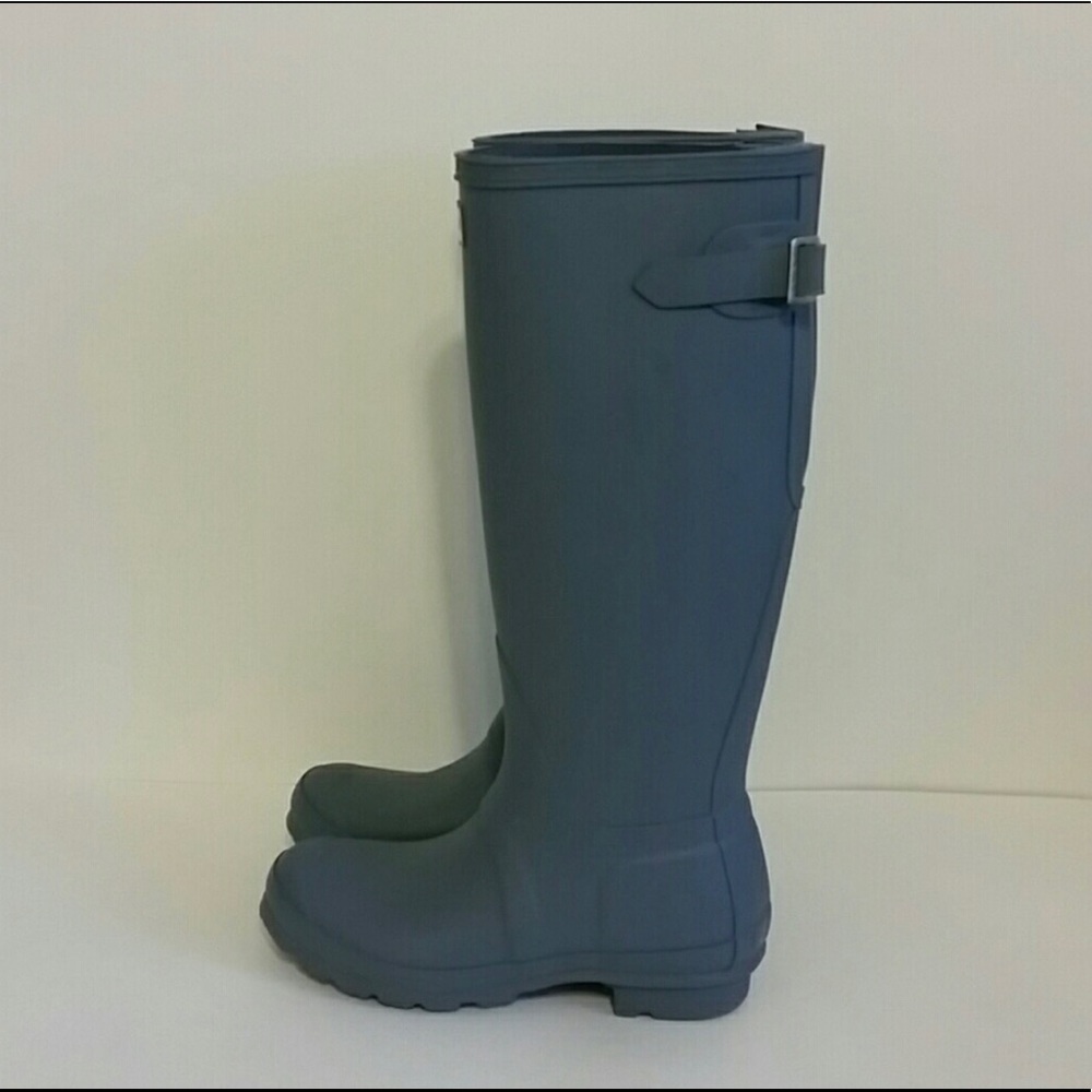 HUNTER Back Adjustable Boots + Fleece Boot Socks